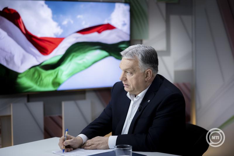 Miniszterelnöki interjú a Kossuth rádióban