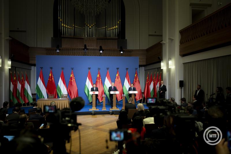 Együttműködési megállapodás aláírása a kínai BYD-val - Orbán Viktor