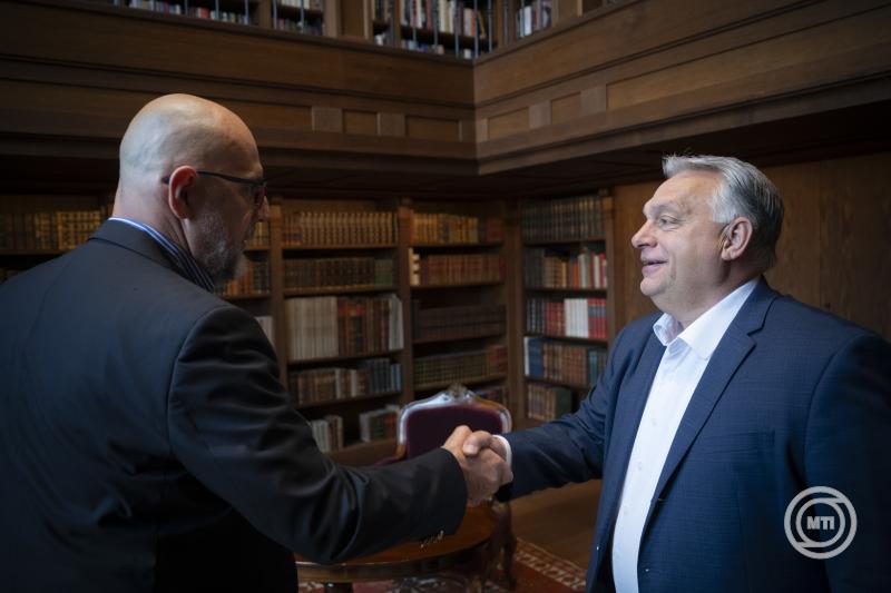 Orbán Viktor Kelemen Hunorral, a Romániai Magyar Demokrata Szövetség elnökével tárgyalt
