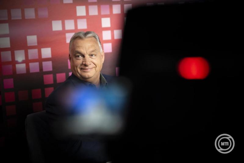 Orbán Viktor a Harcosok órája című online műsorban