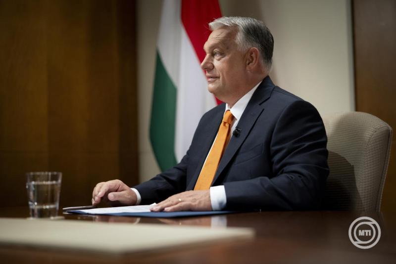 Miniszterelnöki interjú a Kossuth rádióban