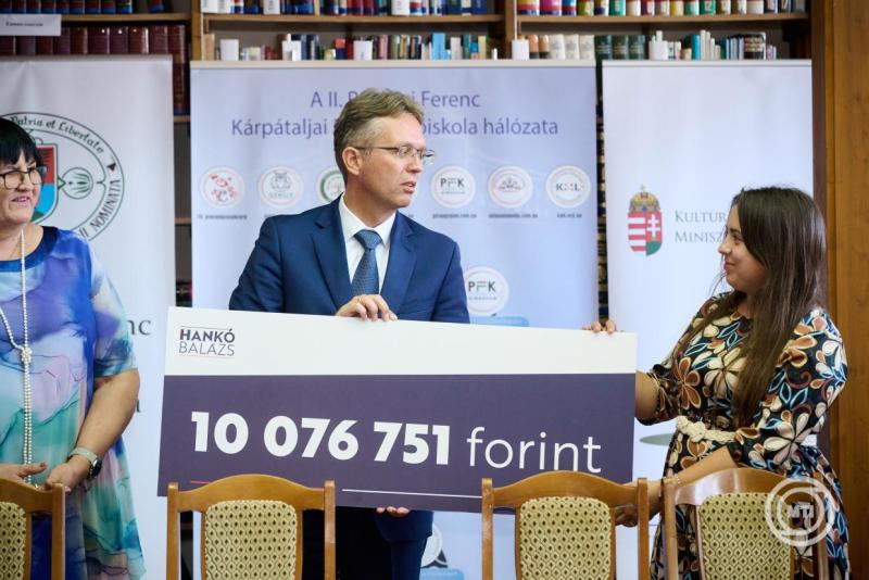 Magyarországi adomány a beregszászi II. Rákóczi Ferenc Kárpátaljai Magyar Főiskolának