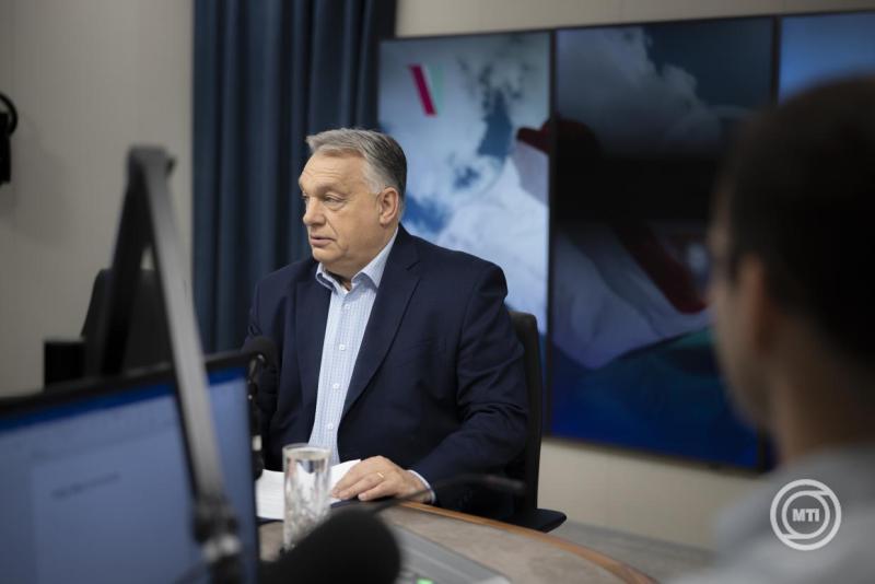 Miniszterelnöki interjú a Kossuth rádióban