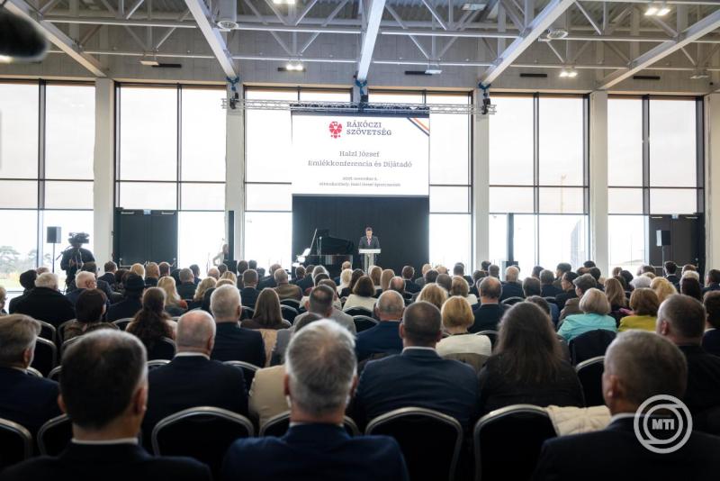 Halzl József Emlékkonferencia és Díjátadó Sátoraljaújhelyen