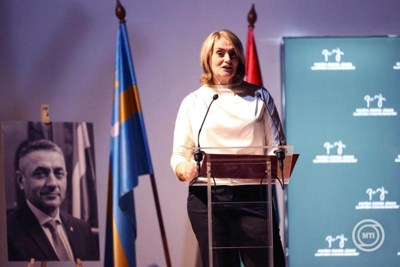 Átadták a Potápi Árpád János-díjat Kakasdon