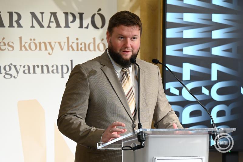 Huszonöt szerző olvas fel az idei Prózamaratonon