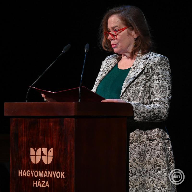 Átadták az UNESCO-listára felkerült csárdás bejegyzési dokumentumát