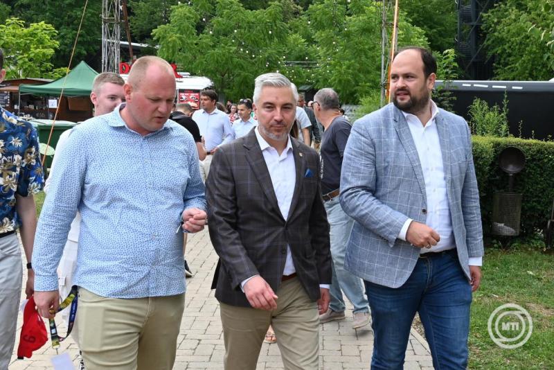 A Gombaszögi Nyári Tábor megnyitója