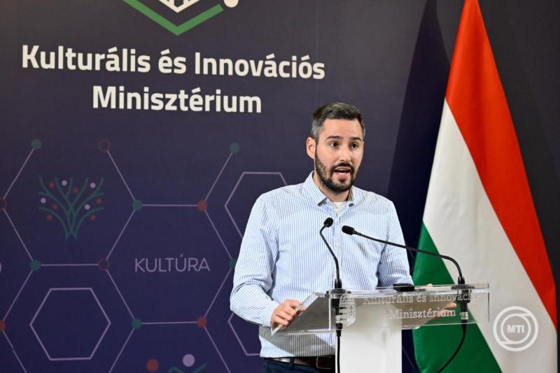 Sajtótájékoztató a KIM és a HÖOK szakmai egyeztetéséről