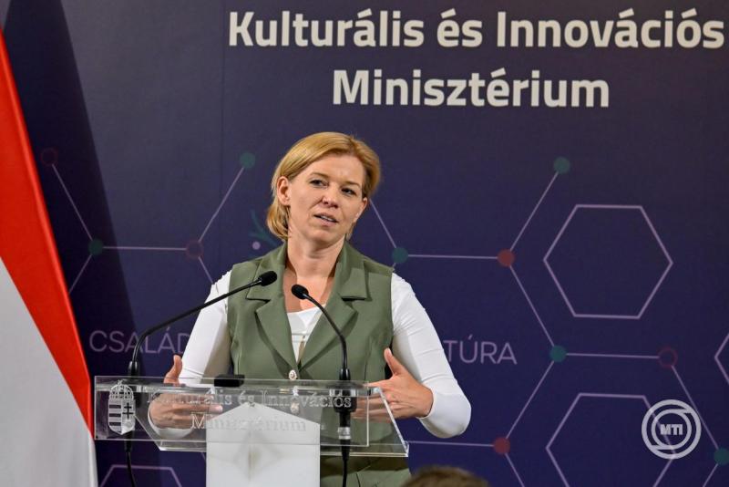 Sajtótájékoztató a KIM és a HÖOK szakmai egyeztetéséről