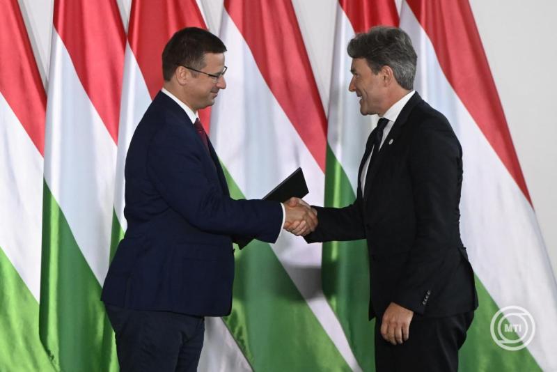 Augusztus 20. - Állami kitüntetések átadása a Néprajzi Múzeumban