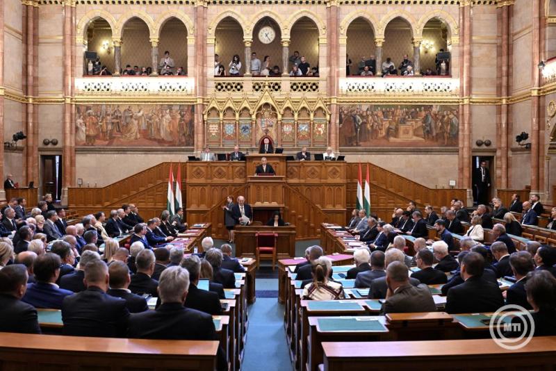Az Országgyűlés plenáris ülése