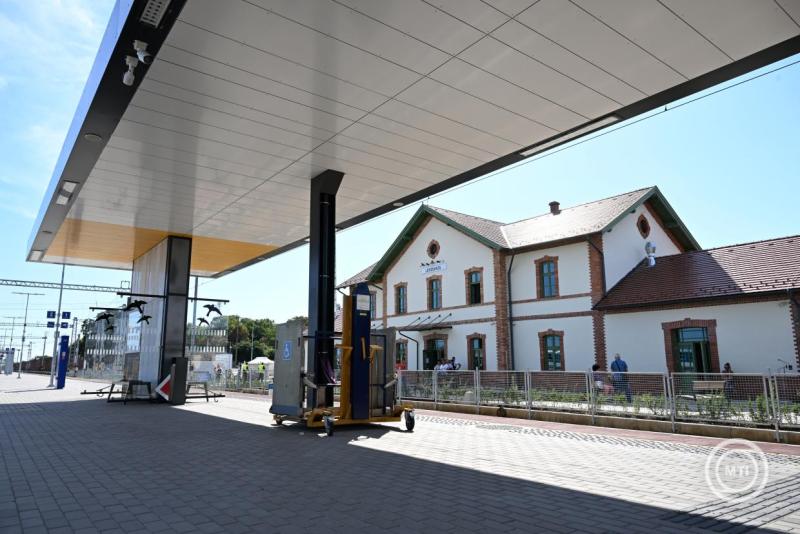 Átadták a Békéscsaba és Lőkösháza közötti vasúti vonalszakasz fejlesztését