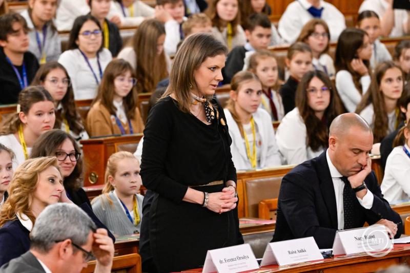 Gyermek- és Ifjúsági Parlament az Országházban