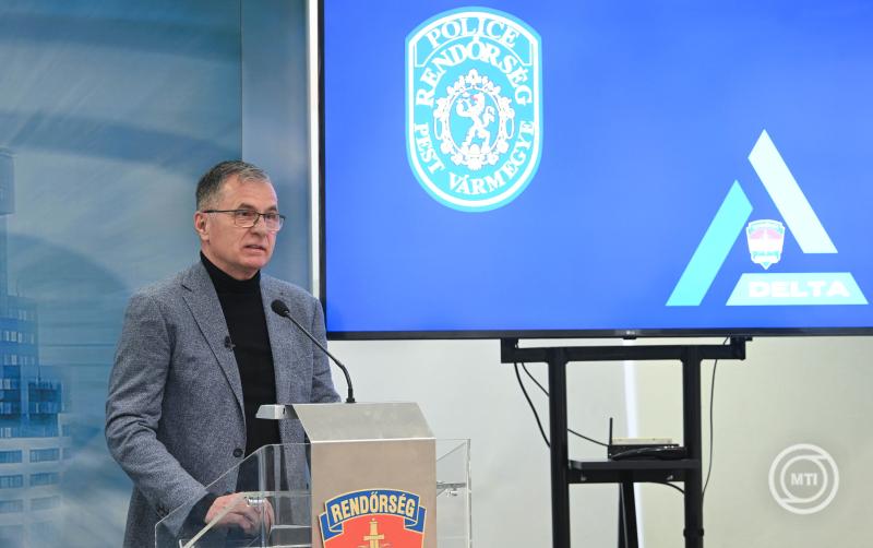 Sajtótájékoztató a Pest Vármegyei Rendőr-főkapitányság legutóbbi felderítéséről