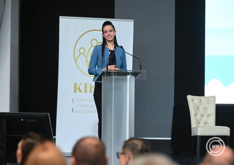 A Családbarát Települések Expo megnyitója Tatán