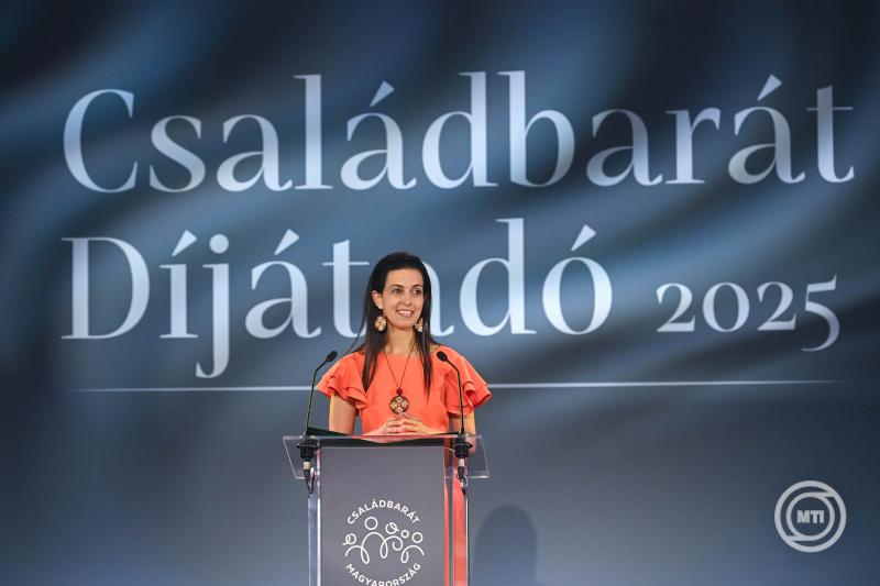 Családbarát díjakat adtak át Budapesten