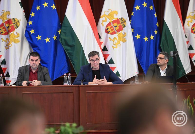 A Fővárosi Közgyűlés rendkívüli ülése