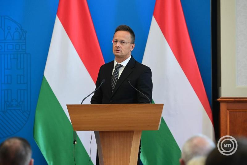 Szijjártó Péter a bosznia-hercegovinai parlament felsőházának alelnökével tárgyalt