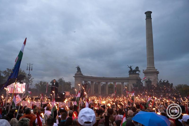 Október 23. - A Tisza Párt megemlékezése Budapesten