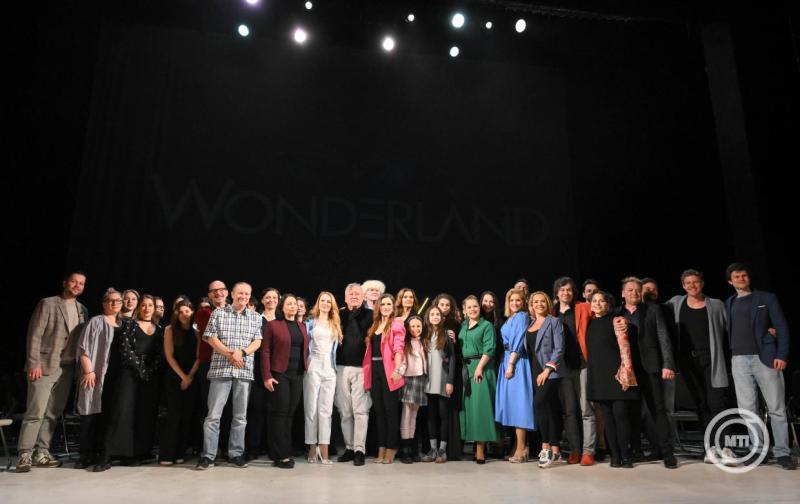 Július végén lesz az ősbemutatója a Wonderland című musicalnek Budapesten