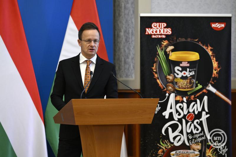 A japán Nissin Foods magyarországi beruházását bejelentő sajtótájékoztató Budapesten