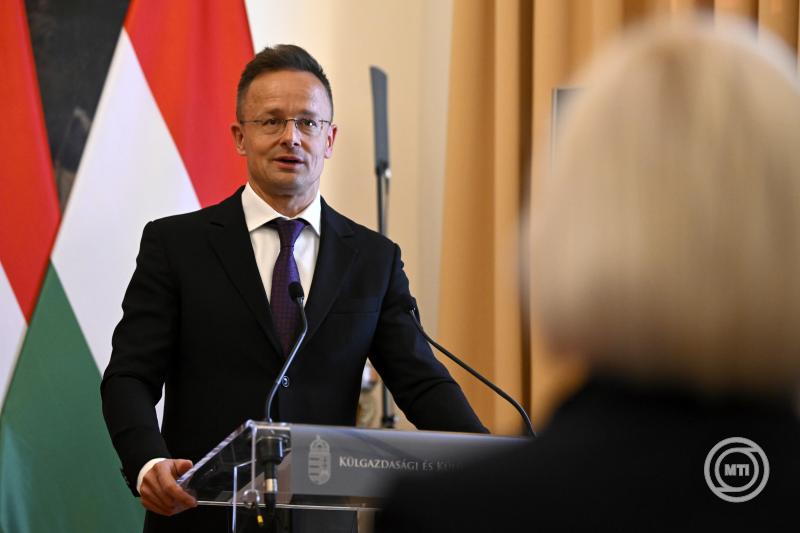 Szijjártó Péter marokkói hivatali partnerével tárgyalt