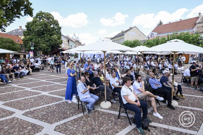 MCC Feszt Esztergomban