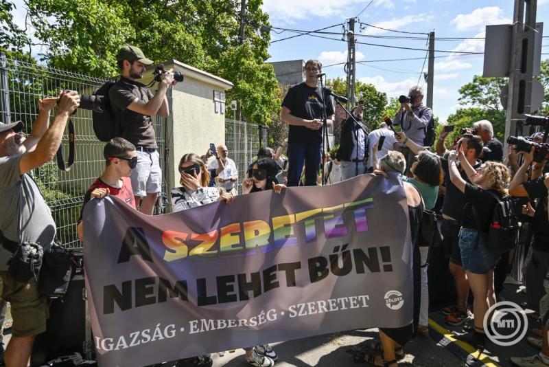 Gyanúsítottként hallgatták ki Karácsony Gergelyt a Budapest Büszkeség rendezvény szervezése ügyében