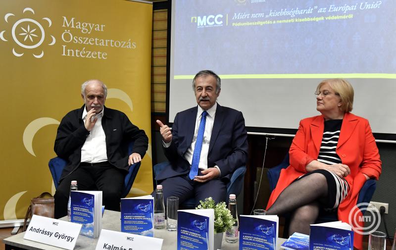 A nemzeti kisebbségek védelme az Európai Unióban című könyv bemutatója