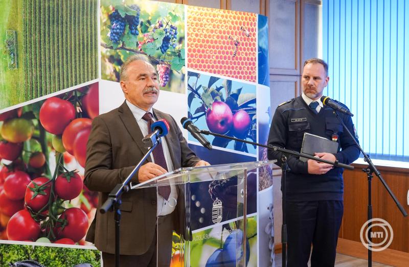 Sajtótájékoztató a ragadós száj- és körömfájás betegség elleni védekezésről