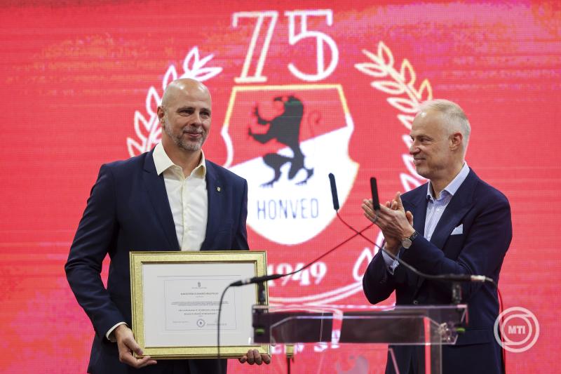 Ünnepség a Budapesti Honvéd Sportegyesület (BHSE) alapításának 75. évfordulója alkalmából