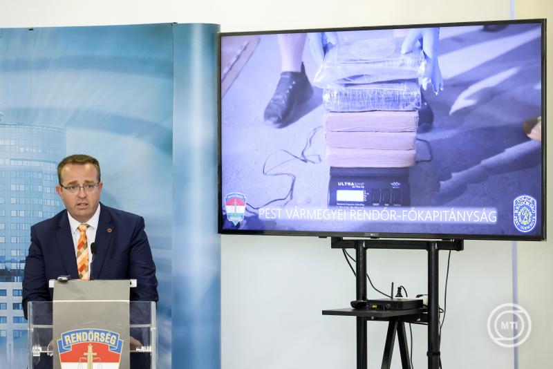 Több mint 170 kilogramm drogot foglalt le a rendőrség egy nemzetközi akció során