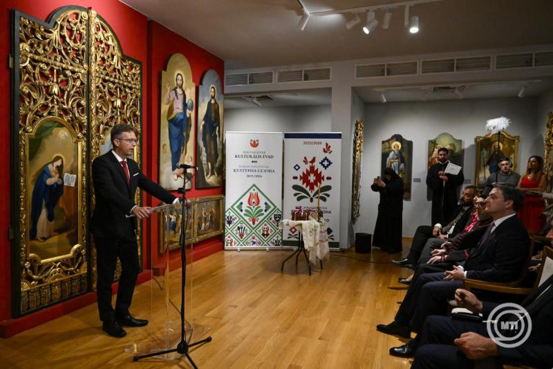 A magyar-szerb kulturális évadot megnyitó sajtótájékoztató Szentendrén