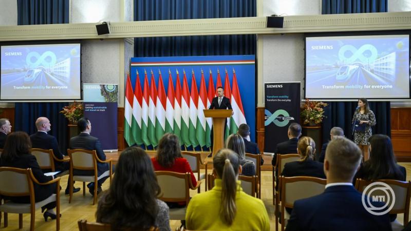 A Siemens Mobility beruházásbejelentő sajtótájékoztatója