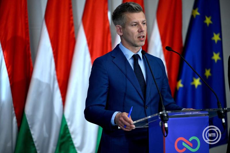 Sajtótájékoztató a Tisza Párt frakciójának első üléséről