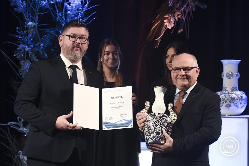 Átadták a közmédia legrangosabb szakmai díjait