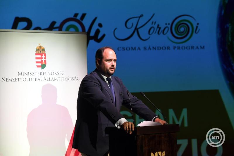 A Kőrösi Csoma Sándor Program és Petőfi Sándor Program zárókonferenciája
