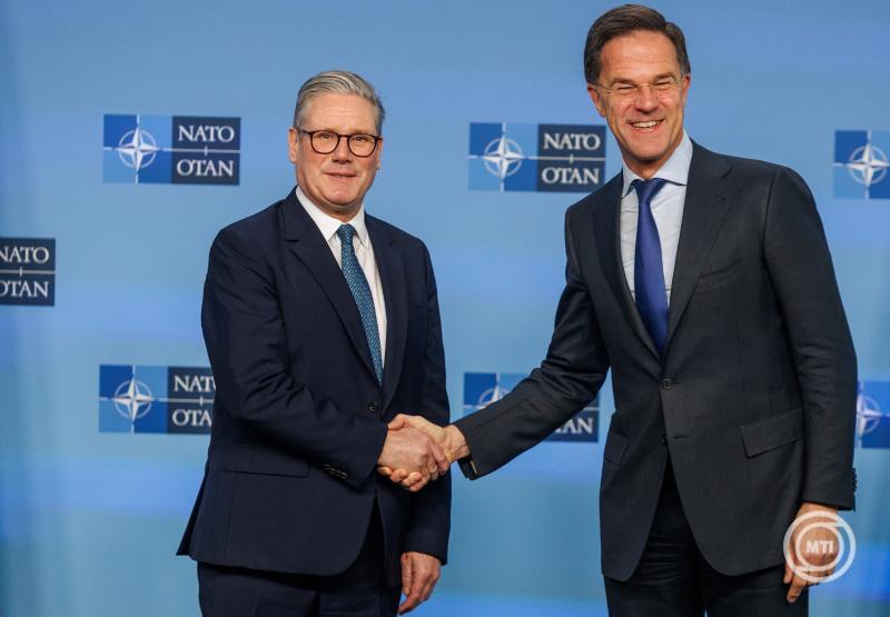 A brit miniszterelnök és a NATO-főtitkár találkozója