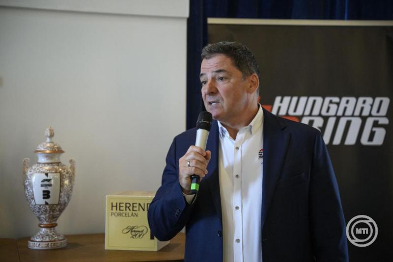 Magyar Nagydíj - Nevet kapnak a hungaroringi kanyarok, arany és platinabevonatú trófea a dobogósoknak