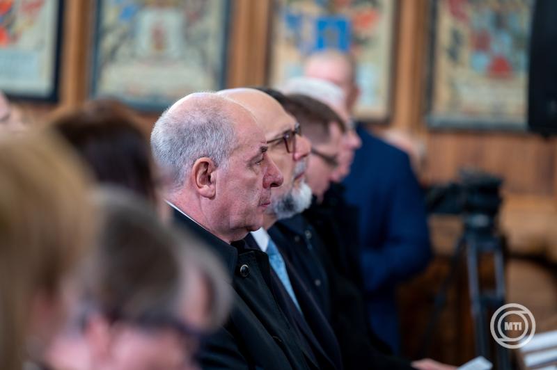 Kolumbán Vilmos, az Erdélyi Református Egyházkerület új püspökének beiktatása