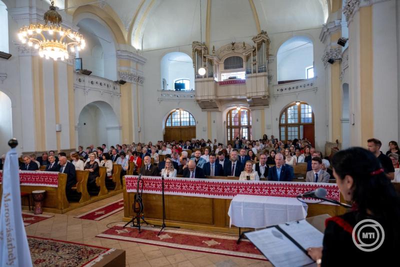 A romániai magyar iskolák országos tanévnyitó ünnepsége Kolozsváron