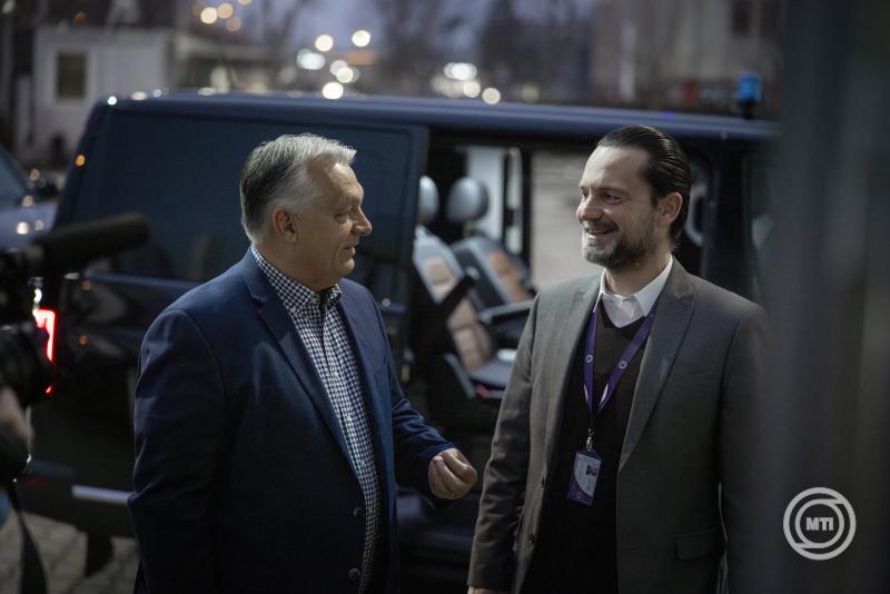 Miniszterelnöki interjú a Kossuth rádióban