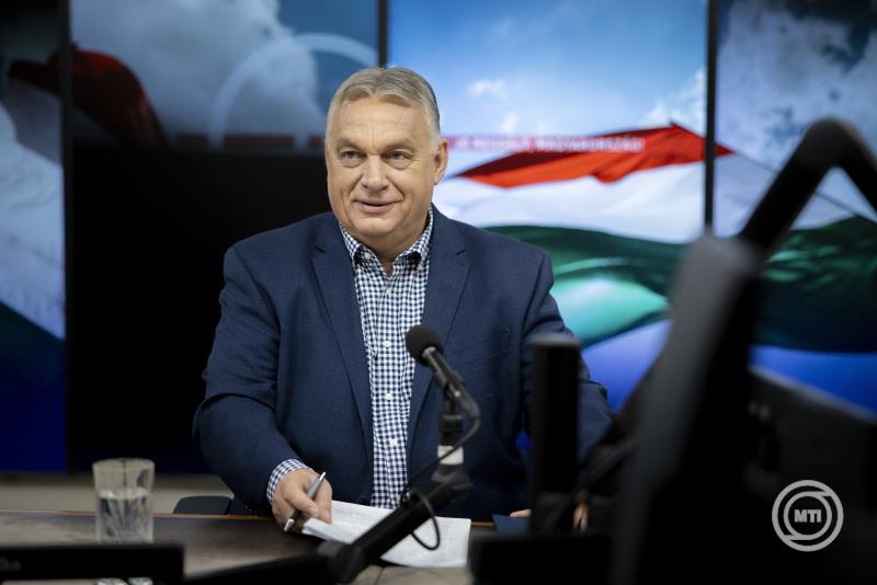 Miniszterelnöki interjú a Kossuth rádióban