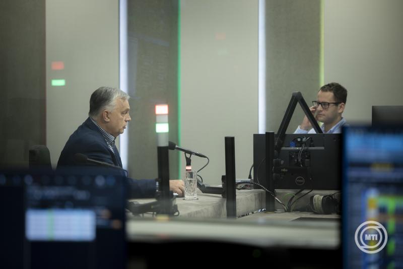 Miniszterelnöki interjú a Kossuth rádióban