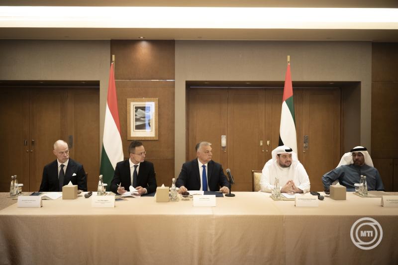 Orbán Viktor az Egyesült Arab Emírségekben