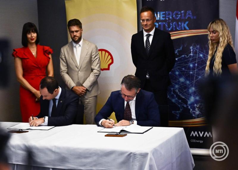 Magyarország hosszú távú földgázvásárlási szerződést írt alá a Shell-lel
