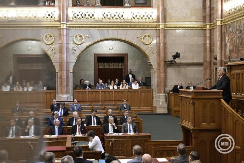 Az Országgyűlés plenáris ülése